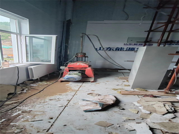 迎泽地基基础下沉墙体裂缝加固注浆顶升施工